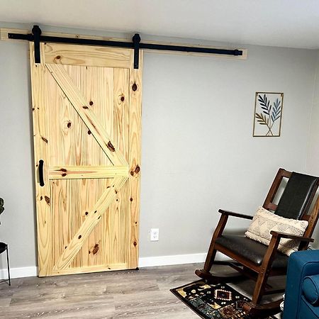 Apartamento Log House In Heart Of Anchorage Exterior foto