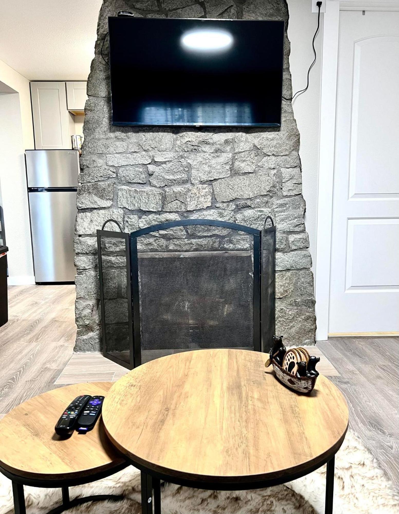 Apartamento Log House In Heart Of Anchorage Exterior foto